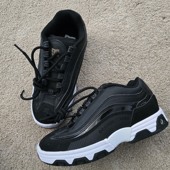 DC Legacy Lite Skate Shoe - Picture 1 of 10